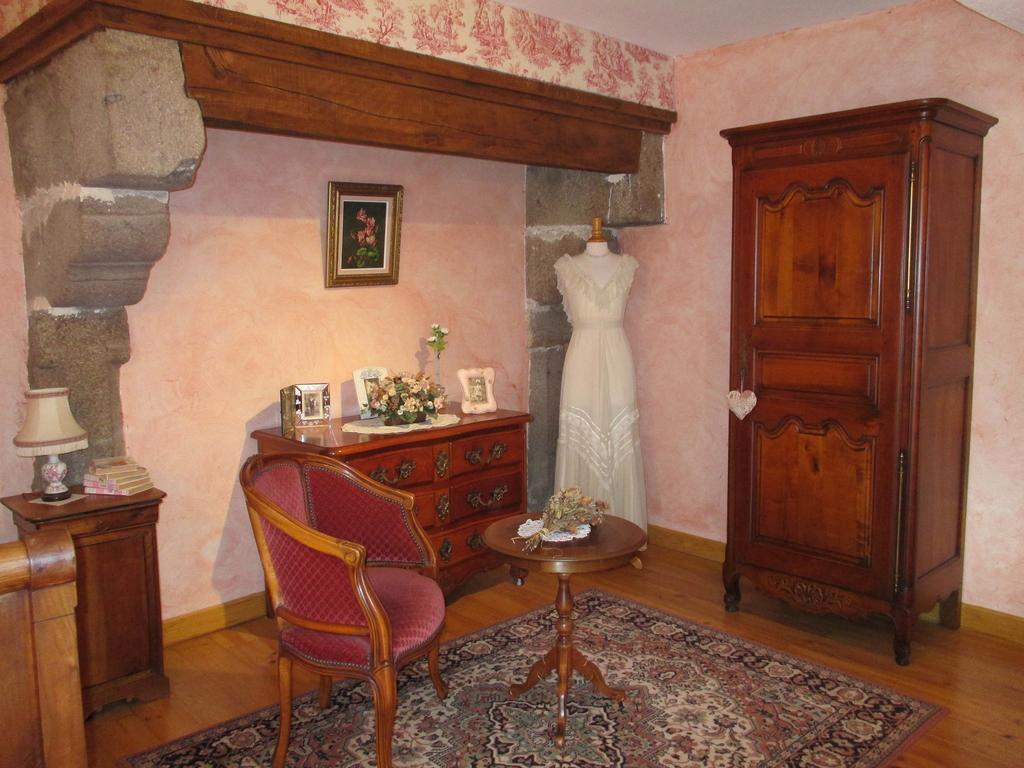 Bed and Breakfast Les sources à Poilley  Extérieur photo