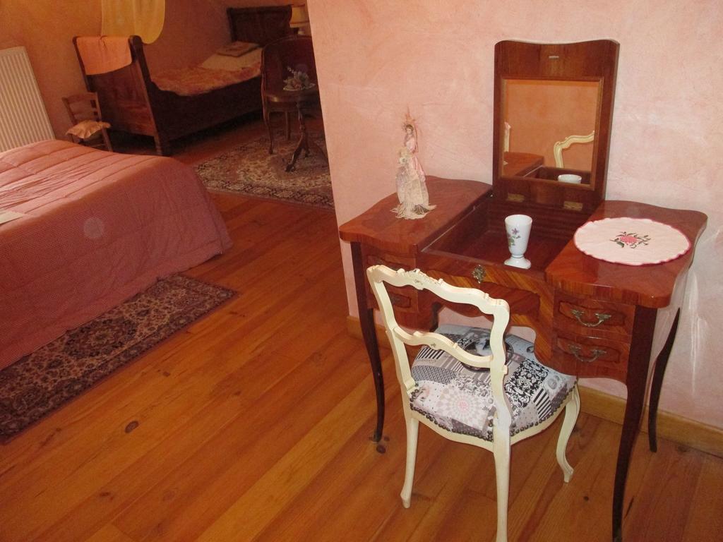 Bed and Breakfast Les sources à Poilley  Extérieur photo